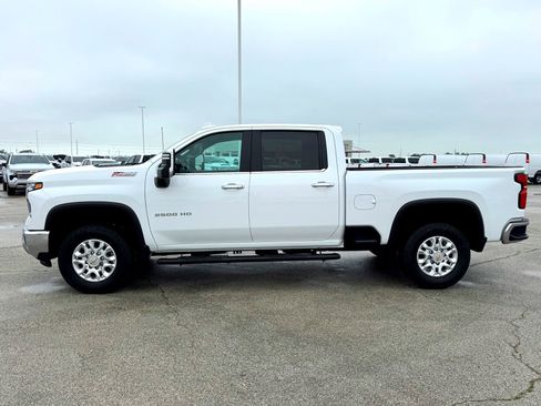 Used 2024 Chevrolet Silverado 2500 LTZ w/ LTZ Plus Package AWD/4WD image 10