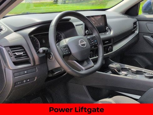 Certified 2025 Nissan Rogue SV AWD/4WD image 14