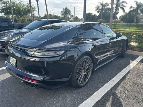 Certified 2023 Porsche Panamera 4 AWD/4WD image 3