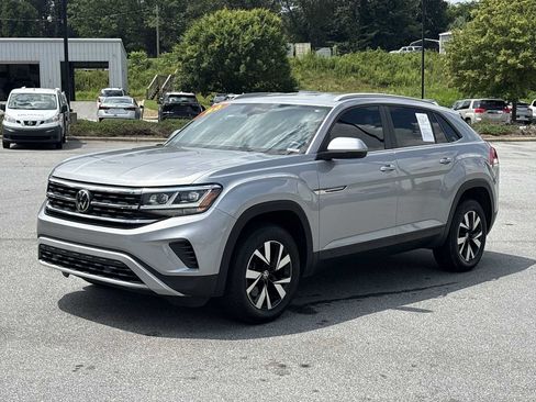 Used 2020 Volkswagen Atlas Cross Sport SE AWD/4WD image 2
