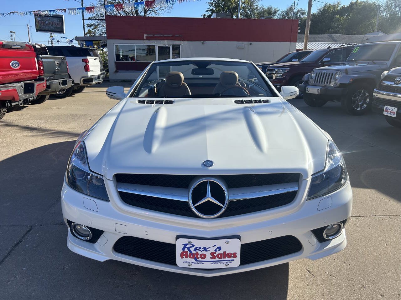 Used 2011 Mercedes-Benz SL 550 image 10