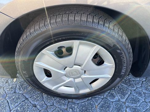 Used 2013 Honda Fit image 29