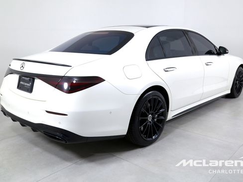 Used 2022 Mercedes-Benz S 500 4MATIC image 8