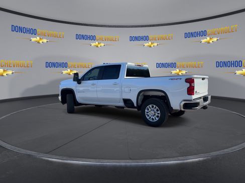 New 2026 Chevrolet Silverado 2500 LT image 9