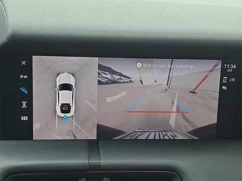 Used 2023 Porsche Taycan image 26