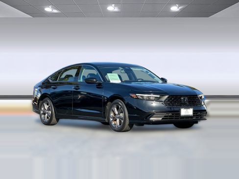 Certified 2023 Honda Accord EX-L image 6