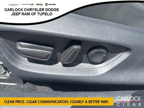 Used 2025 Toyota Camry SE FWD image 12
