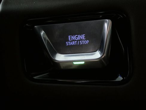 Used 2025 GMC Yukon Denali Ultimate AWD/4WD image 28