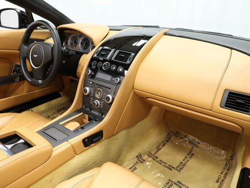 Used 2012 Aston Martin V8 Vantage V8 Convertible 2D image 73