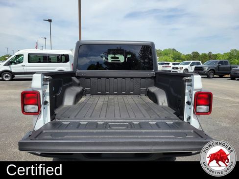 Used 2022 Jeep Gladiator Sport image 14