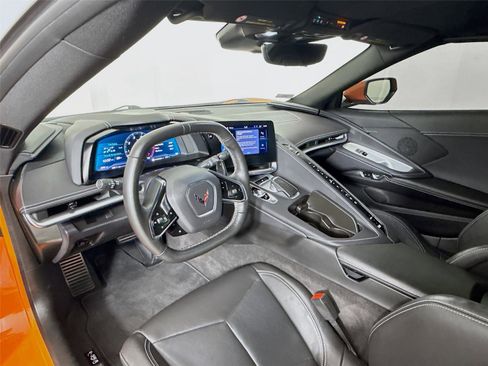 Used 2024 Chevrolet Corvette Stingray Convertible image 11