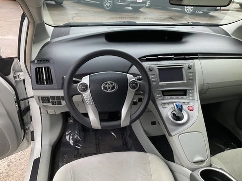 Used 2015 Toyota Prius Three FWD image 13