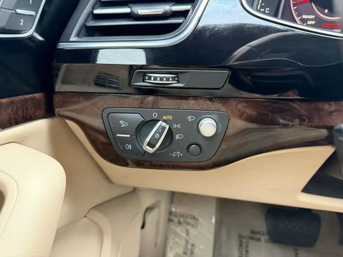 Used 2018 Audi Q7 3.0T Prestige w/ Prestige Package image 25