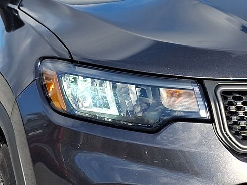 Used 2023 Jeep Compass Trailhawk image 9