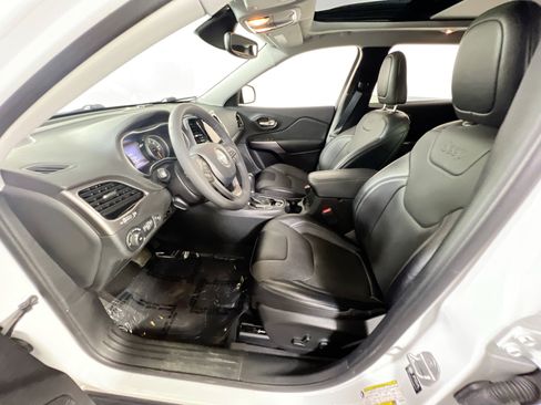 Used 2022 Jeep Cherokee Limited AWD/4WD image 20