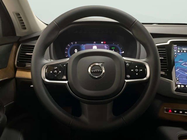 Used 2024 Volvo XC90 T8 Plus w/ Protection Package Premier AWD/4WD image 13