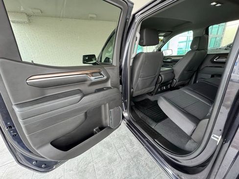 Used 2024 Chevrolet Silverado 1500 LT AWD/4WD image 19