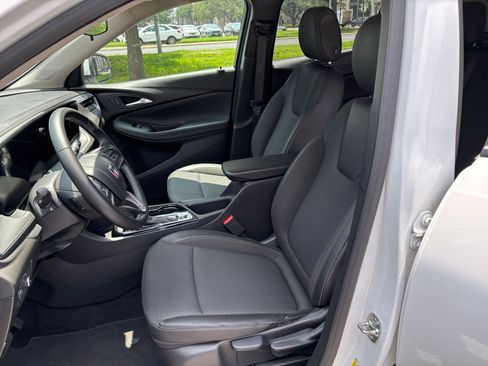 Used 2025 Buick Encore GX Preferred FWD image 31