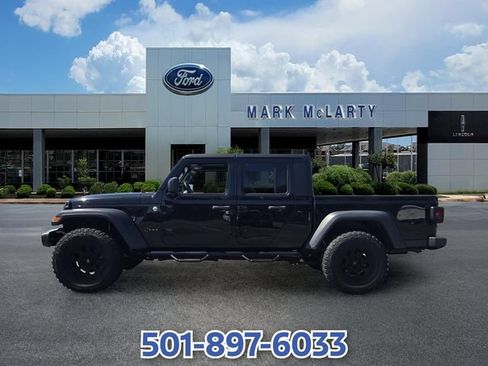 Used 2020 Jeep Gladiator Sport w/ Quick Order Package 24S AWD/4WD image 2