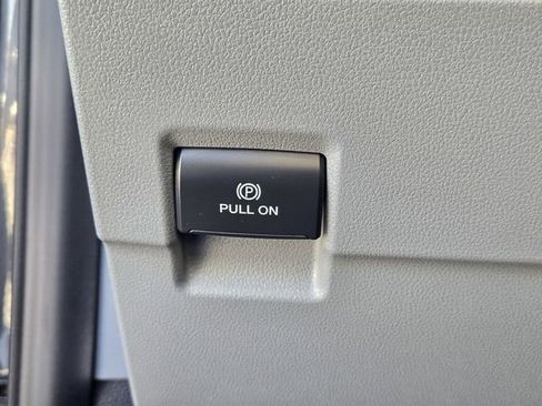 New 2026 Ford F250 XLT w/ XLT Premium Package AWD/4WD image 17