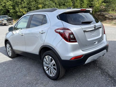 Used 2018 Buick Encore Preferred AWD/4WD image 5