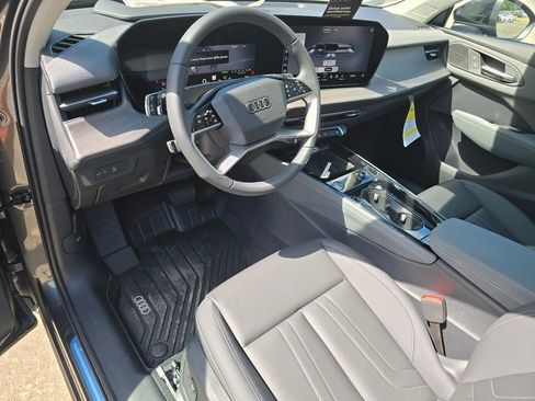 New 2026 Audi Q3 quattro 2.0T AWD/4WD image 18