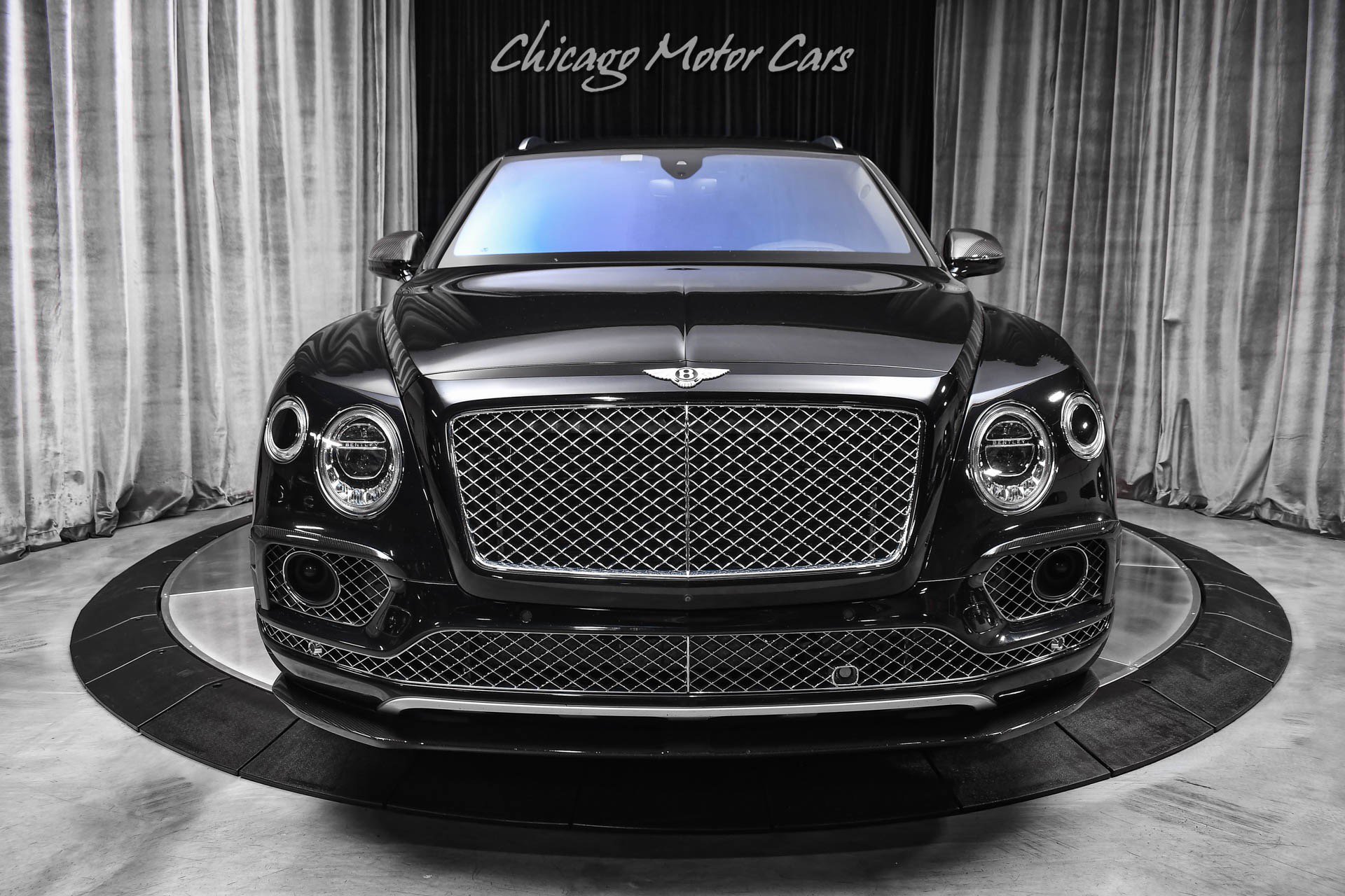 Used 2017 Bentley Bentayga AWD/4WD image 7