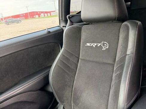Used 2022 Dodge Challenger SRT Hellcat w/ Plus Package RWD image 9