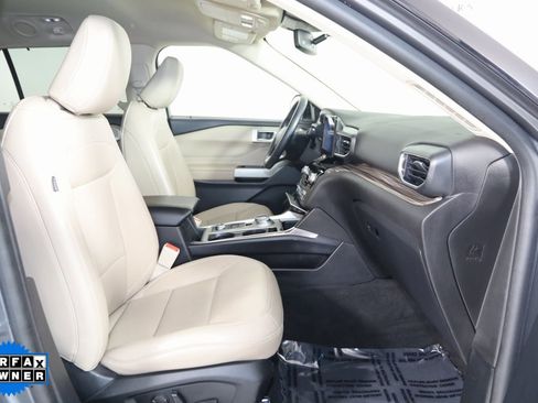 Used 2022 Ford Explorer Limited w/ Hybrid Equipment Group 310A image 12