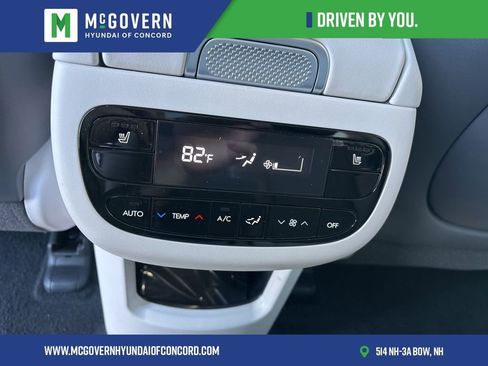 New 2026 Hyundai Ioniq 9 SEL w/ Tow & Go Package AWD/4WD image 12