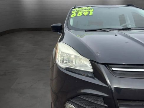 Used 2014 Ford Escape SE w/ Equipment Group 201A FWD image 25