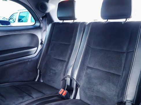 Used 2018 Dodge Durango SRT w/ Technology Group AWD/4WD image 17