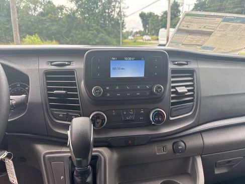 New 2025 Ford Transit 250 Low Roof image 23