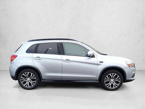 Used 2017 Mitsubishi Outlander Sport SEL AWD/4WD image 4