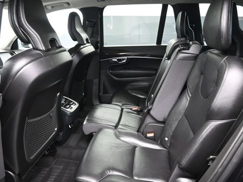 Used 2019 Volvo XC90 T6 Momentum w/ Protection Package Premier AWD/4WD image 22