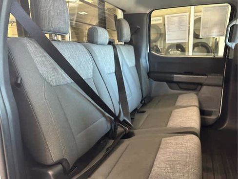 Used 2021 Ford F150 XLT image 30