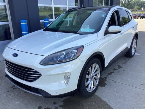 Used 2021 Ford Escape Titanium w/ Titanium Elite Package AWD/4WD image 2