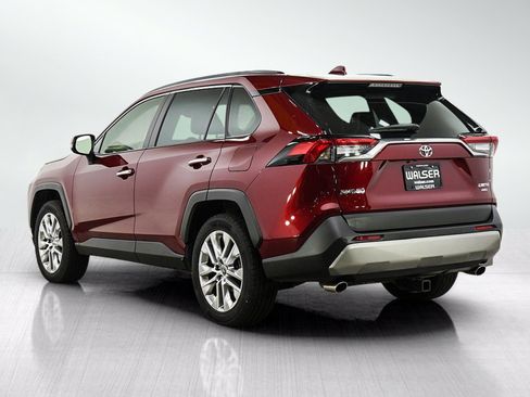 Used 2019 Toyota RAV4 Limited w/ Cold Weather Package AWD/4WD image 3