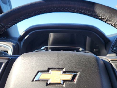 Used 2021 Chevrolet Silverado 2500 High Country image 46