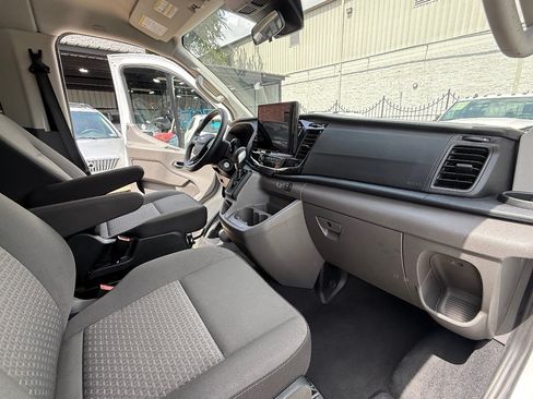 Used 2024 Ford Transit 350 XLT RWD image 15