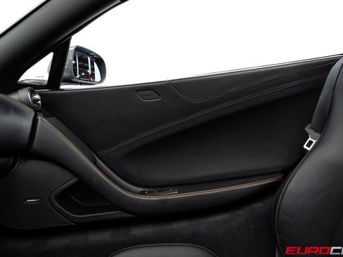 Used 2016 McLaren 675LT Spider RWD image 30