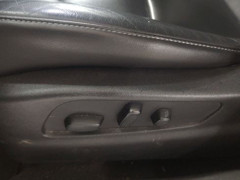 Used 2020 Cadillac XT4 Premium Luxury w/ Cold Weather Package image 3