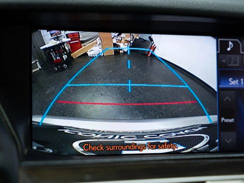 Used 2014 Lexus LS 460 image 34