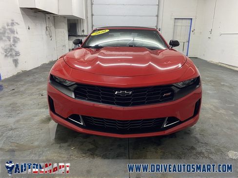 Used 2020 Chevrolet Camaro LT w/ RS Package image 8