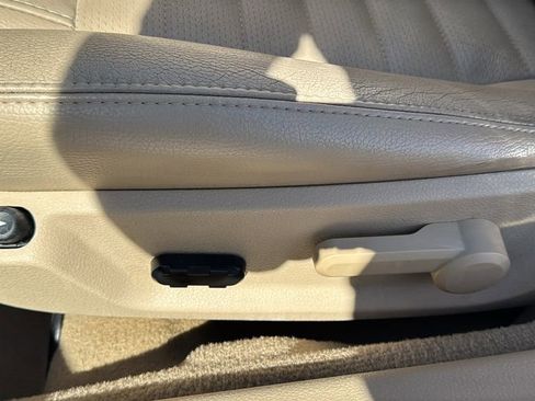 Used 2009 Ford Mustang GT Premium RWD image 20
