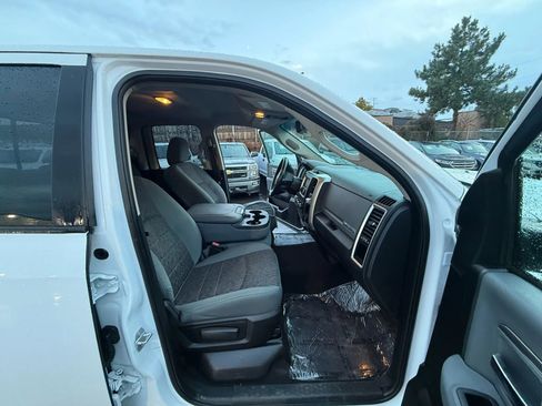 Used 2016 RAM 1500 Big Horn image 25