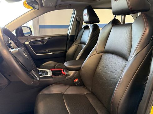 Used 2021 Toyota RAV4 TRD Off-Road w/ TRD Off-Road Weather Package AWD/4WD image 21