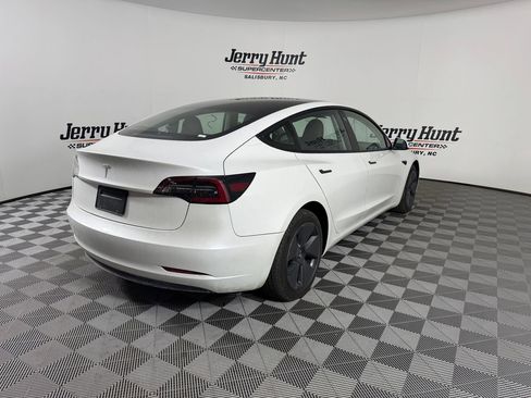 Used 2023 Tesla Model 3 Standard Range image 7