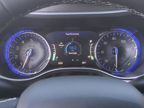 New 2026 Chrysler Pacifica Select image 32