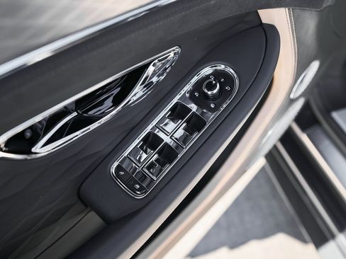 Used 2025 Bentley Continental GT Speed image 25